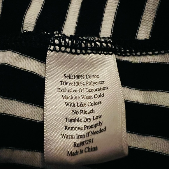 JOHNNY WAS BLACK AND WHITE HOODED OPEN CARDIGAN SIZE MEDIUM - Picture 11 of 11